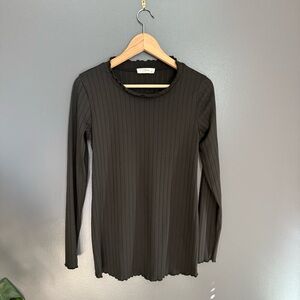 Hello Miz Women Maternity Black Ruffle Crew Neck Long Sleeve Fitted Blouse Small